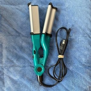TIGI Teal and Silver Hair Waver